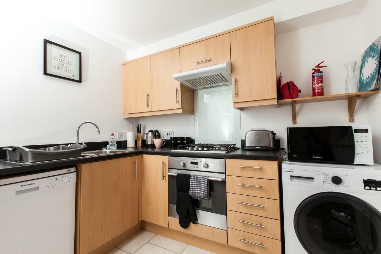 Dunfermline - Premium Two Bedroom Apartment - Kw Buitenkant foto